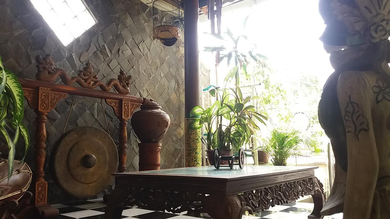 La Javanaise Home Stay Malioboro Yogyakarta Eksteriør billede