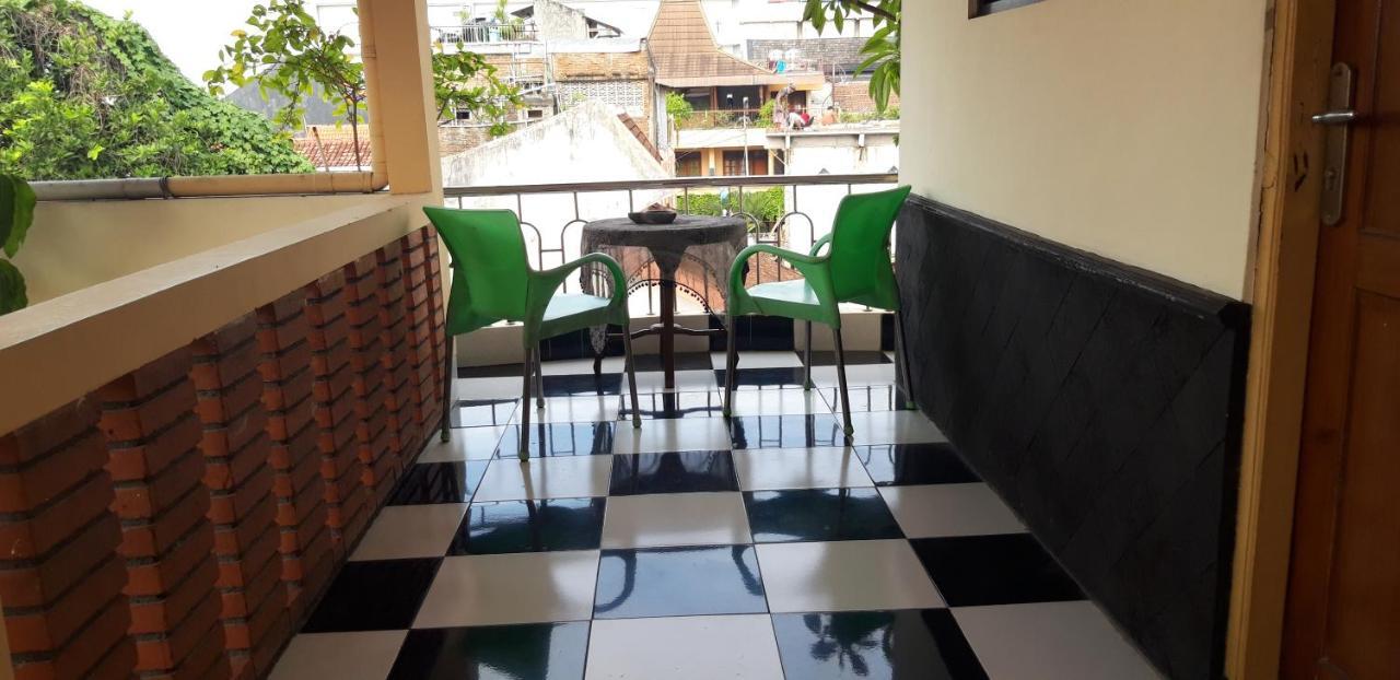 La Javanaise Home Stay Malioboro Yogyakarta Eksteriør billede